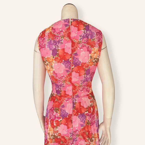 VTG Sleeveless V Neck Pink / Orange Floral Pleated Fit & Flare Midi Dress Size 6 - Picture 6 of 7